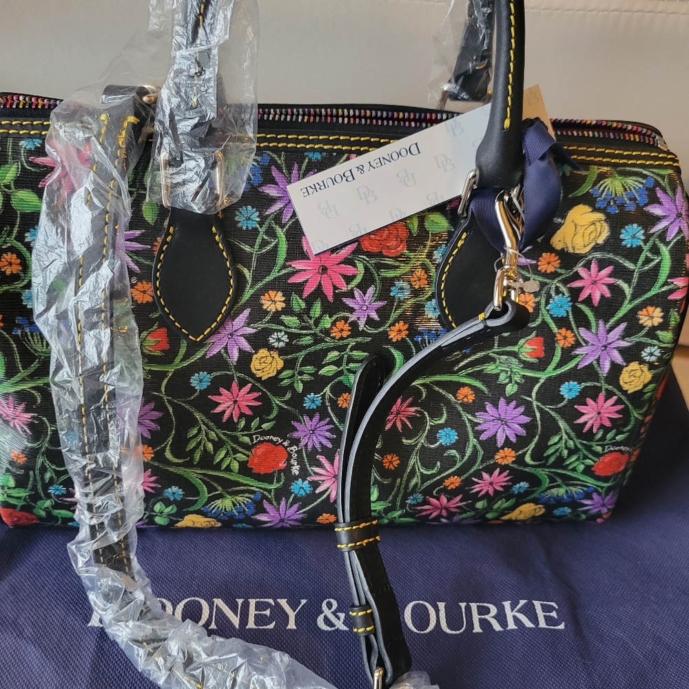 Dooney & Bourke Classic Satchel Black Floral Coated Fabric ~ NWT ~ Stunning! - Picture 3 of 16